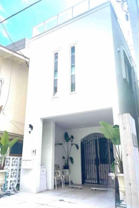 Small Villa Tokyo 渋谷まで2駅10分 青山一丁目駅徒歩3分一軒家ペット歓迎お子様歓迎駐車場あり6人までok Exterior photo